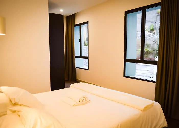 Gasthuis Cba Madeira 4*